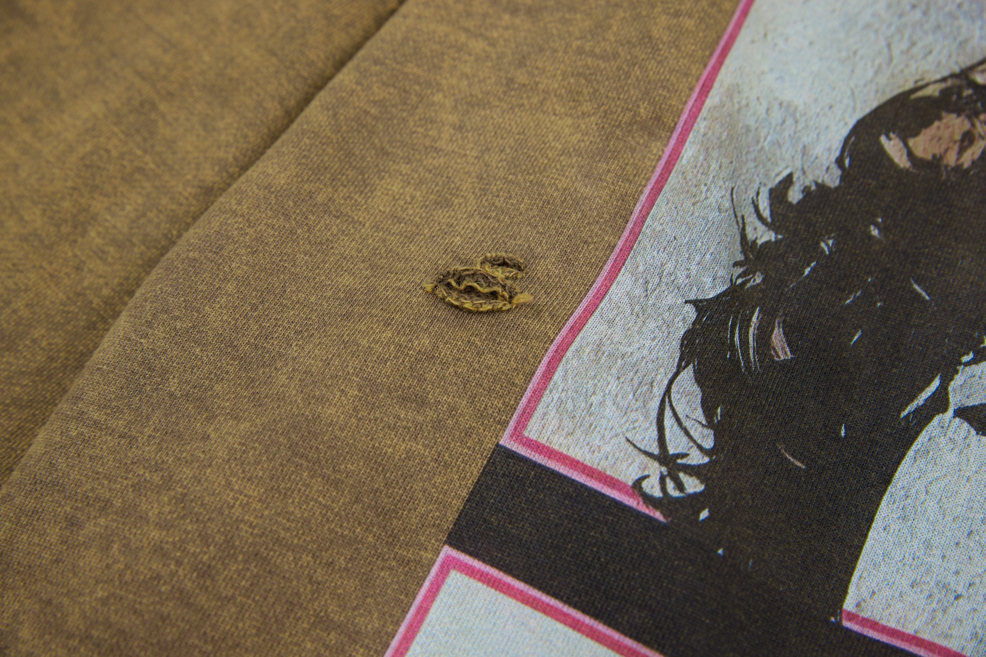 Omirad Vintage Graphic Long Sleeve Tee