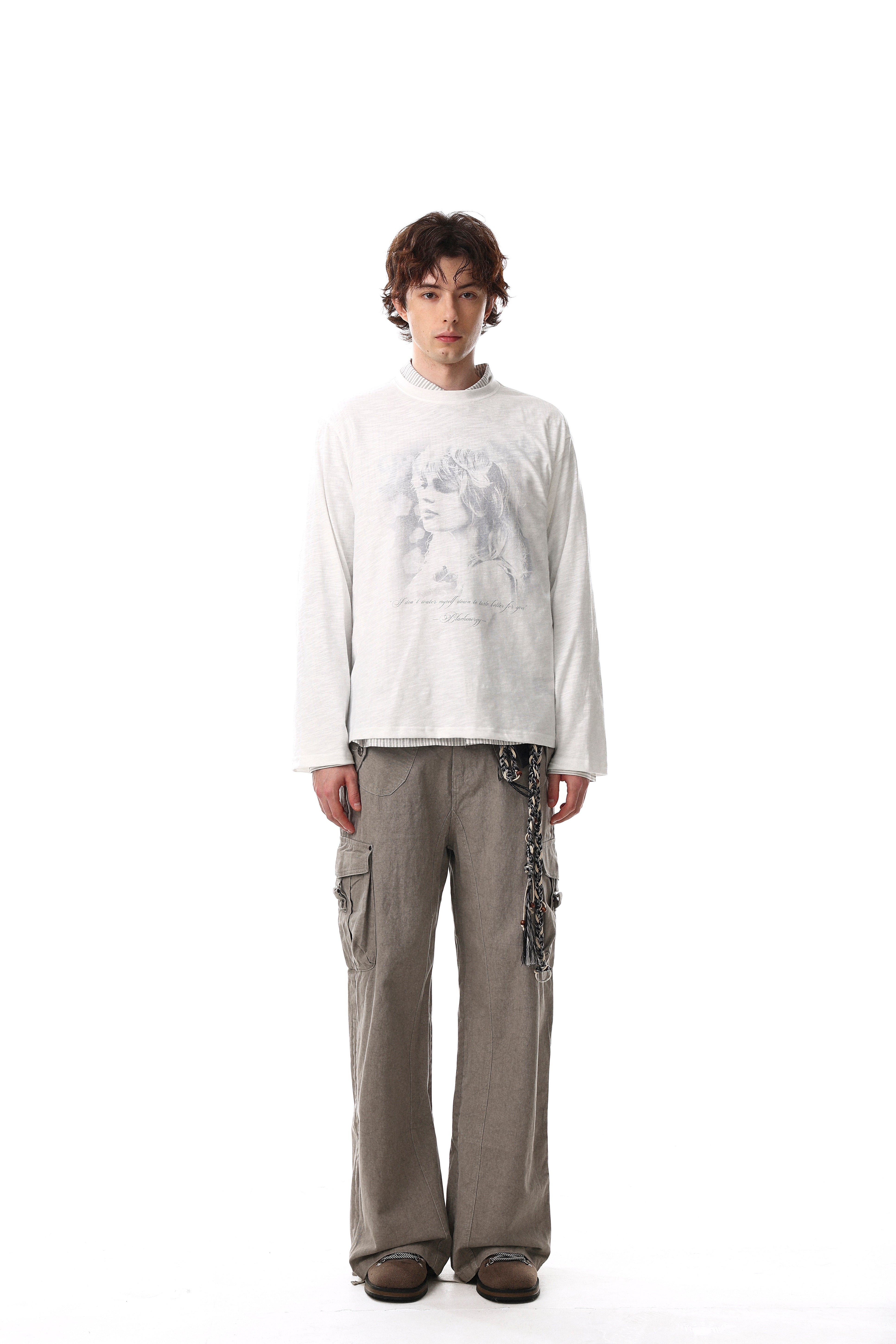 Omirad Vintage Portrait Graphic Long Sleeve Tee