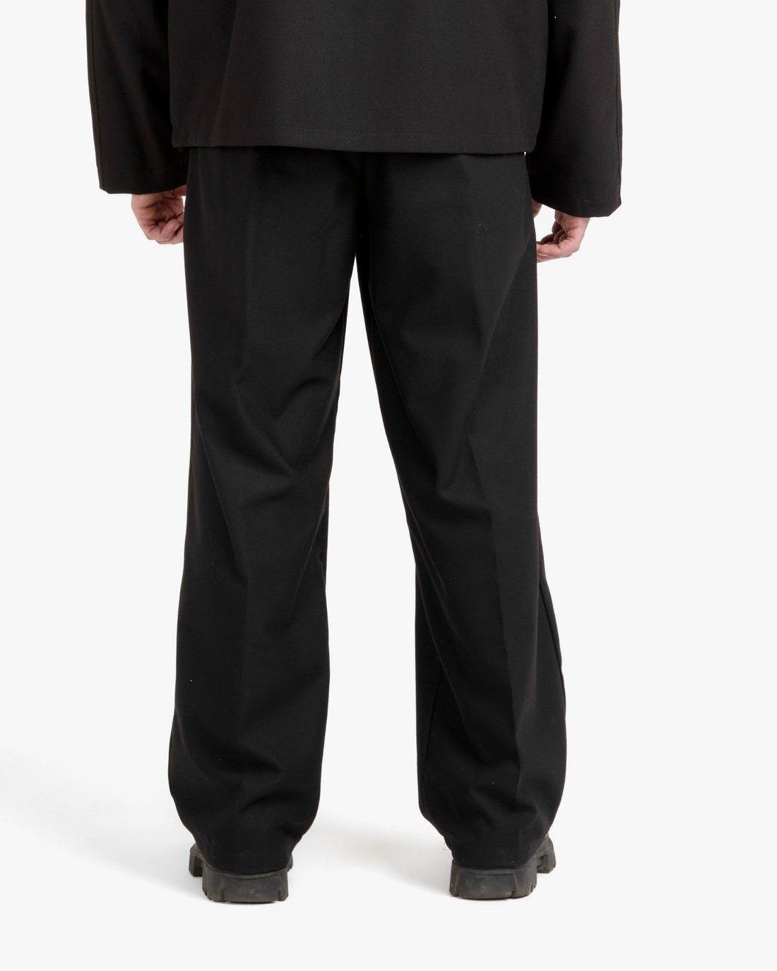 SILENT SLACK – Wide-Leg Wool Trousers