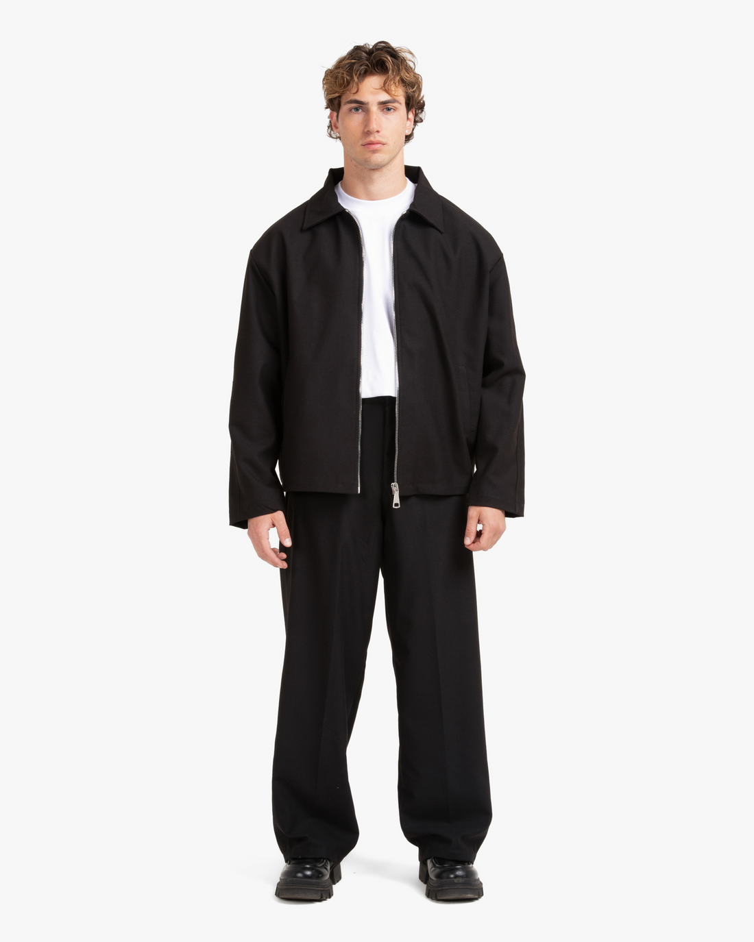 SILENT SLACK – Wide-Leg Wool Trousers