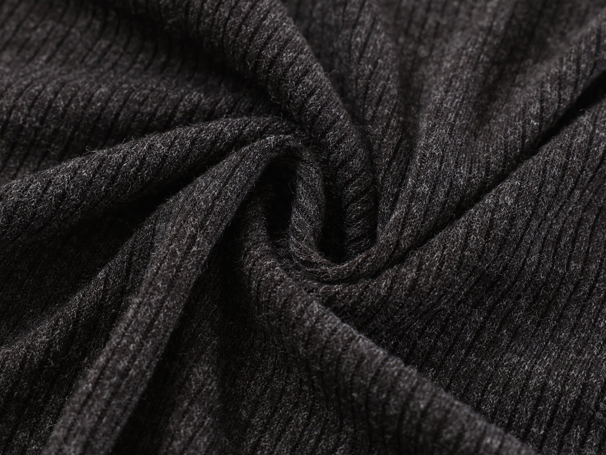 Omirad Ribbed Texture Long-Sleeve Tee