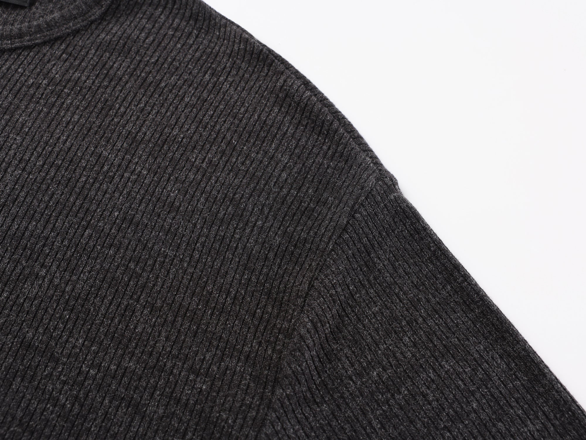 Omirad Ribbed Texture Long-Sleeve Tee