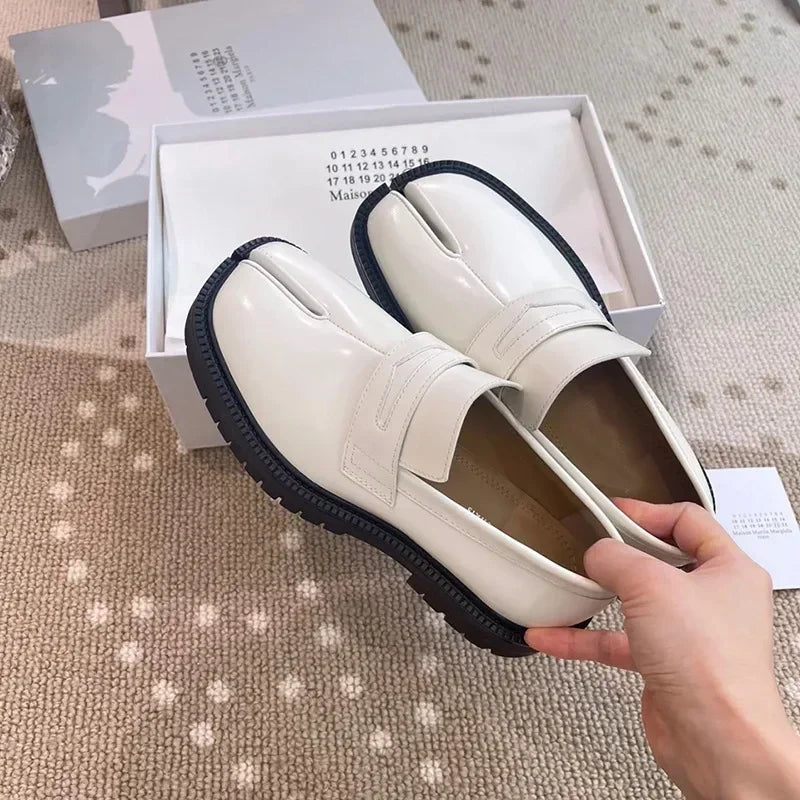 Men’s Split Toe Tabi Loafers – Patent Leather Thick Sole Korean Trend 2025