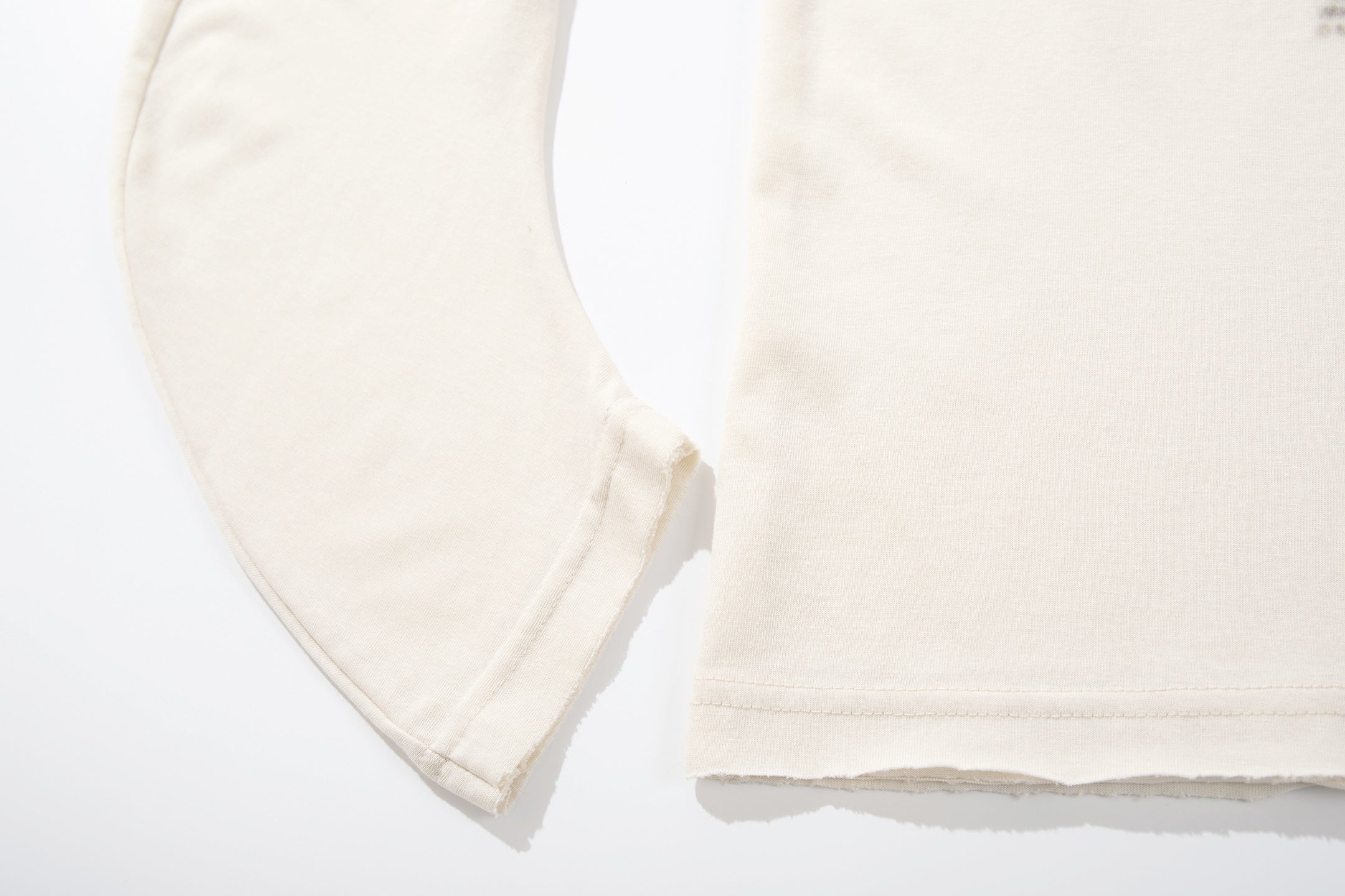 Omirad Vintage Graphic Longsleeve Tee