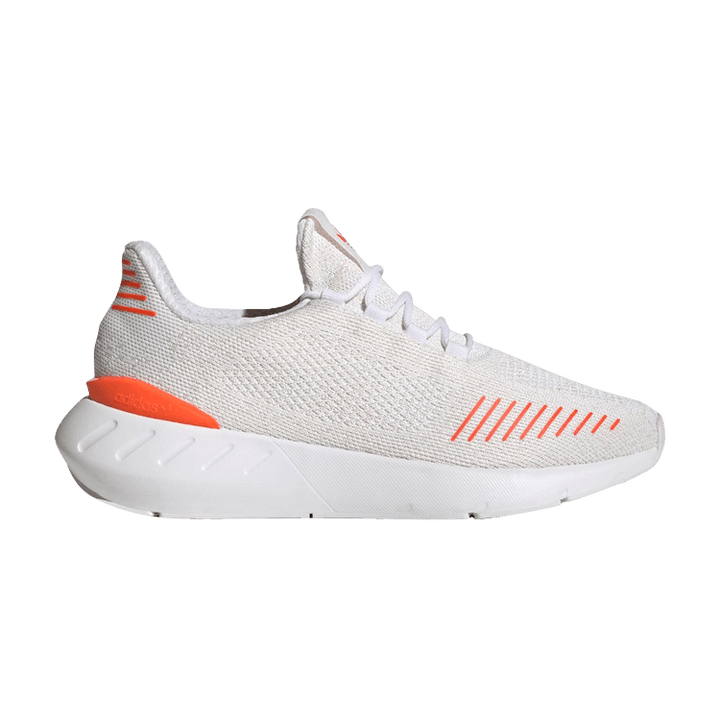 Wmns Swift Run 22 'White Impact Orange'